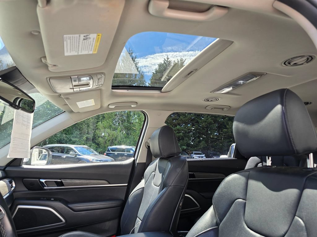 Used 2022 Kia Telluride EX w/ EX Premium Package AWD/4WD image 12