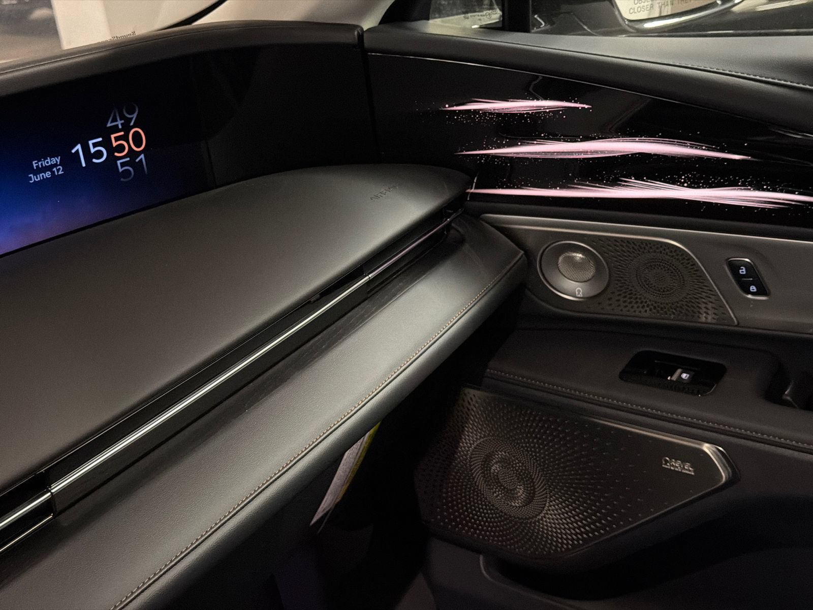 New 2026 Lincoln Nautilus Reserve AWD/4WD image 28