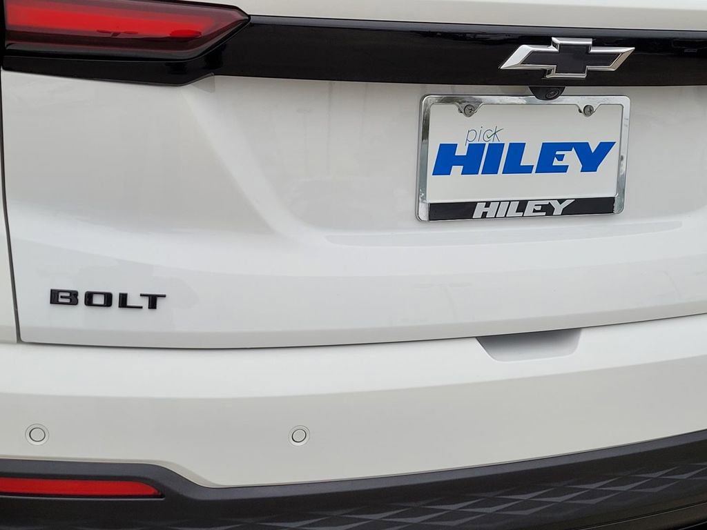 New 2027 Chevrolet Bolt LT image 4