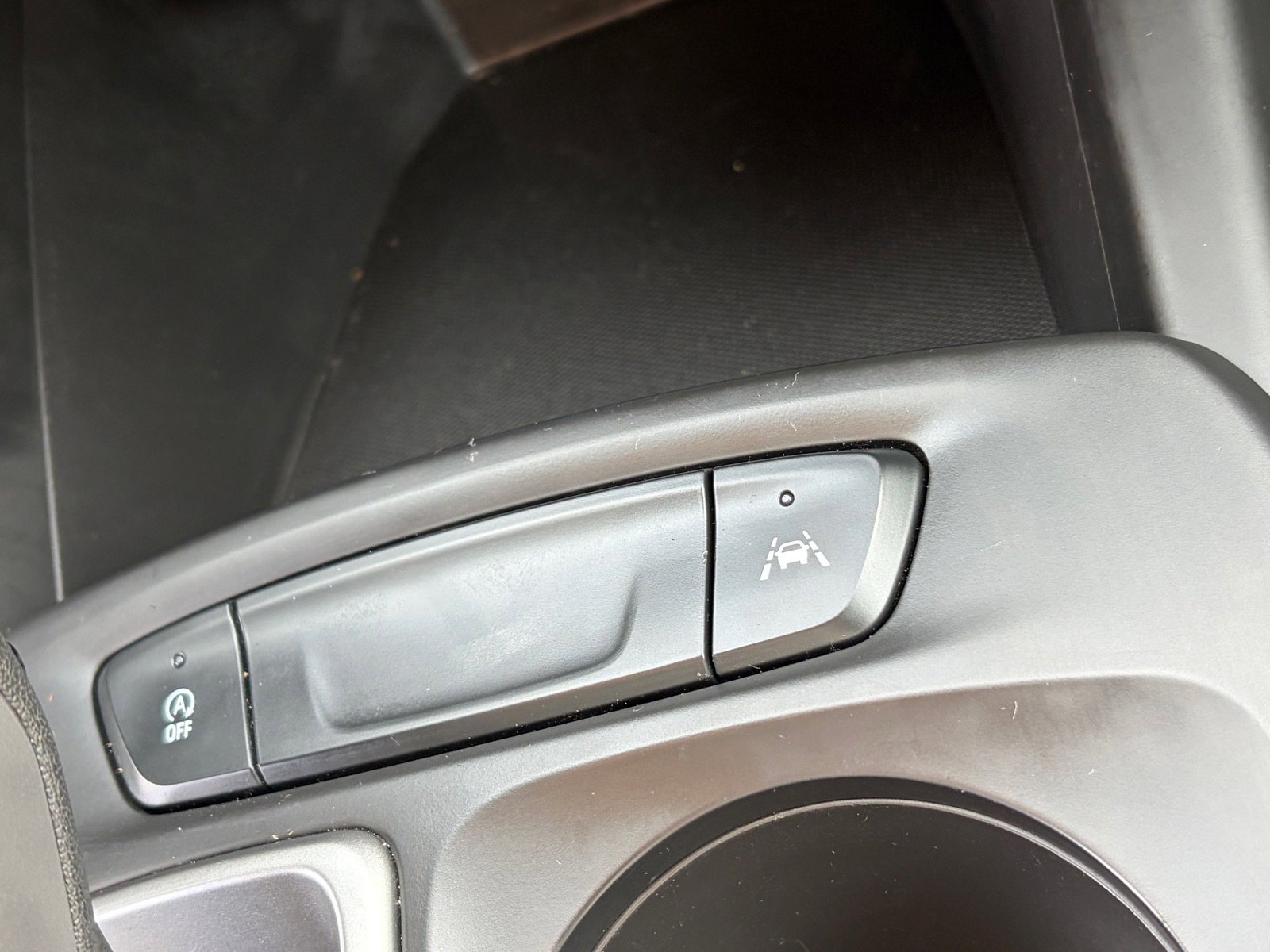 Used 2025 Chevrolet Trax LS image 27