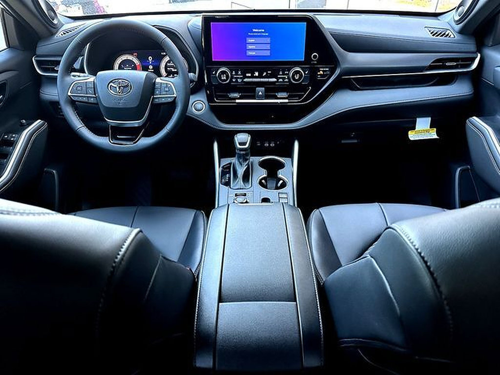 New 2026 Toyota Highlander XSE AWD/4WD image 21