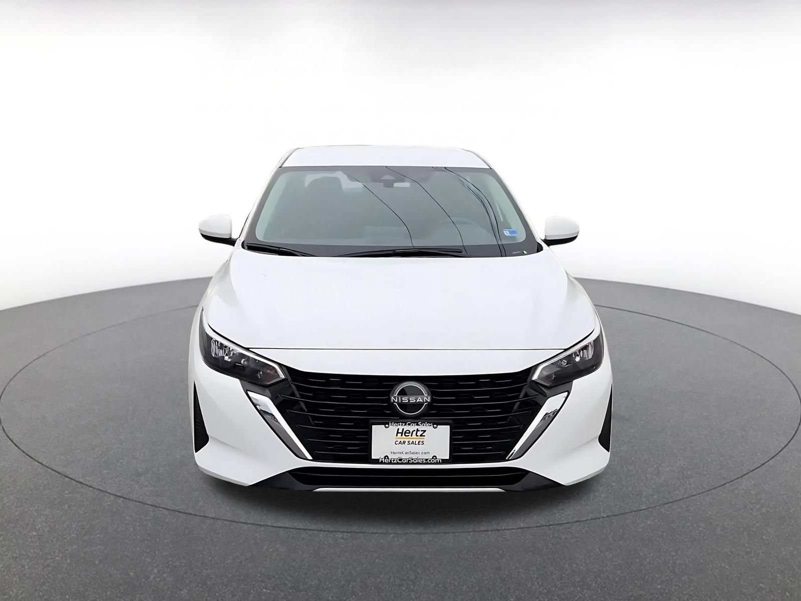 Used 2025 Nissan Sentra SV FWD image 4