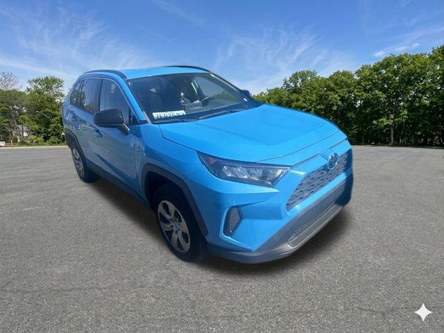 Used 2021 Toyota RAV4 LE FWD image 5
