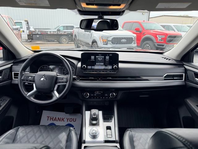 Used 2022 Mitsubishi Outlander SEL image 18