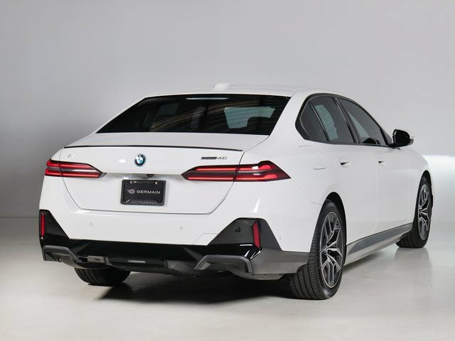 Used 2024 BMW i5 eDrive40i w/ M Sport Package RWD image 2