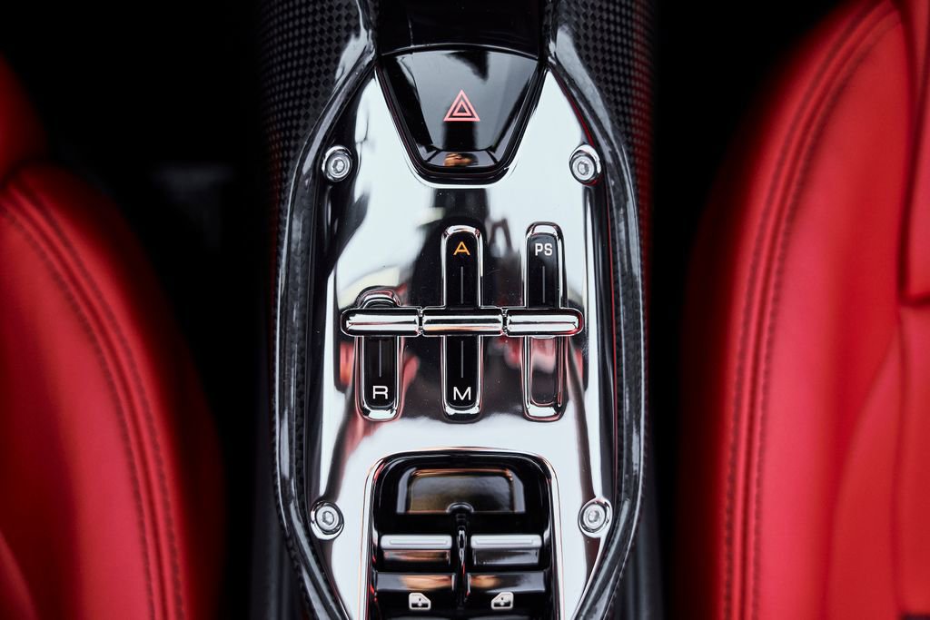 Used 2024 Ferrari SF90 Spider image 67