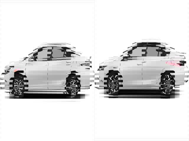 Used 2015 Toyota Camry XSE image 3