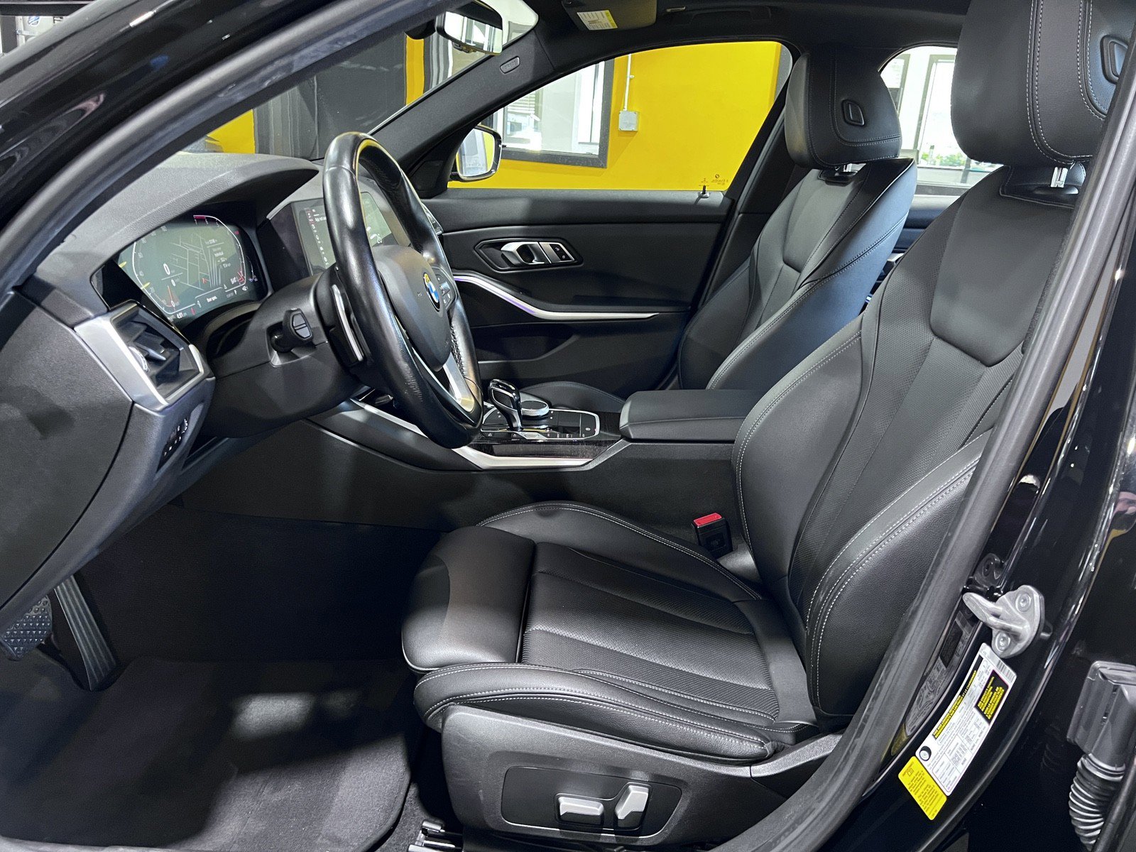 Used 2022 BMW 330i Sedan image 15