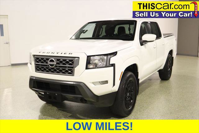 Used 2023 Nissan Frontier SV w/ SV Convenience Package AWD/4WD image 3