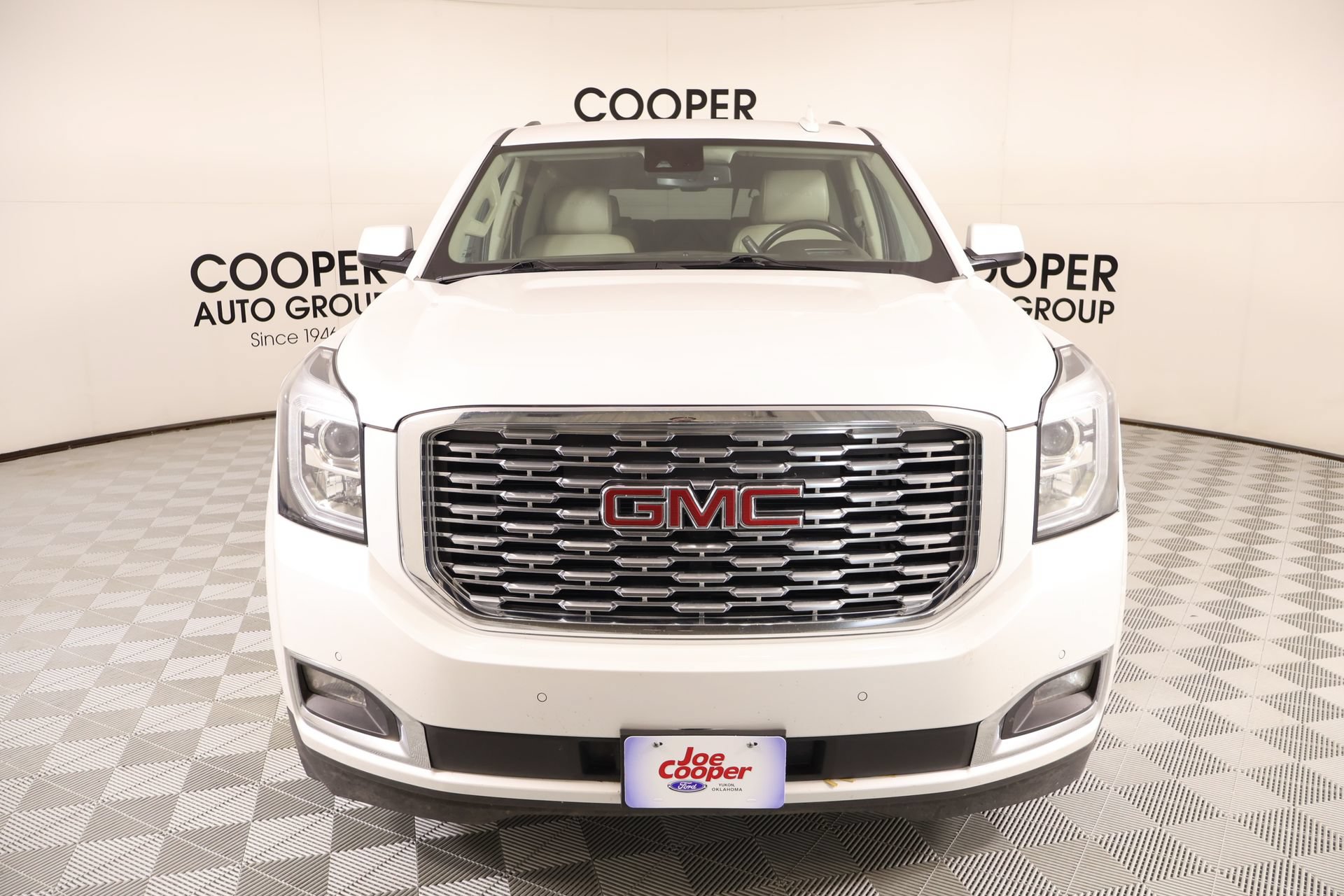 Used 2020 GMC Yukon XL Denali AWD/4WD image 10