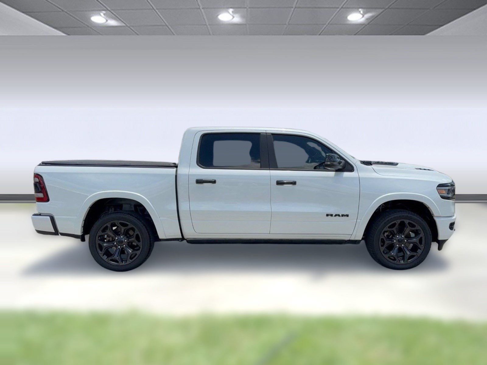 Used 2023 RAM 1500 Limited w/ Night Edition RWD image 8