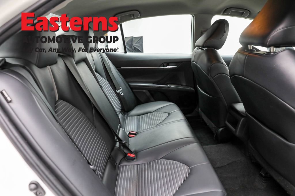 Used 2022 Toyota Camry SE image 21