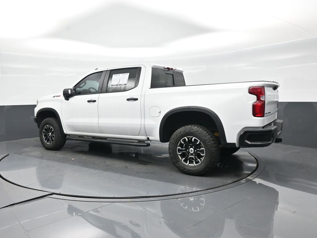 Used 2025 Chevrolet Silverado 1500 ZR2 w/ Technology Package AWD/4WD image 11