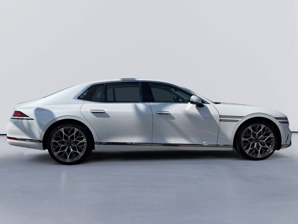 New 2026 Genesis G90 3.5T AWD/4WD image 2