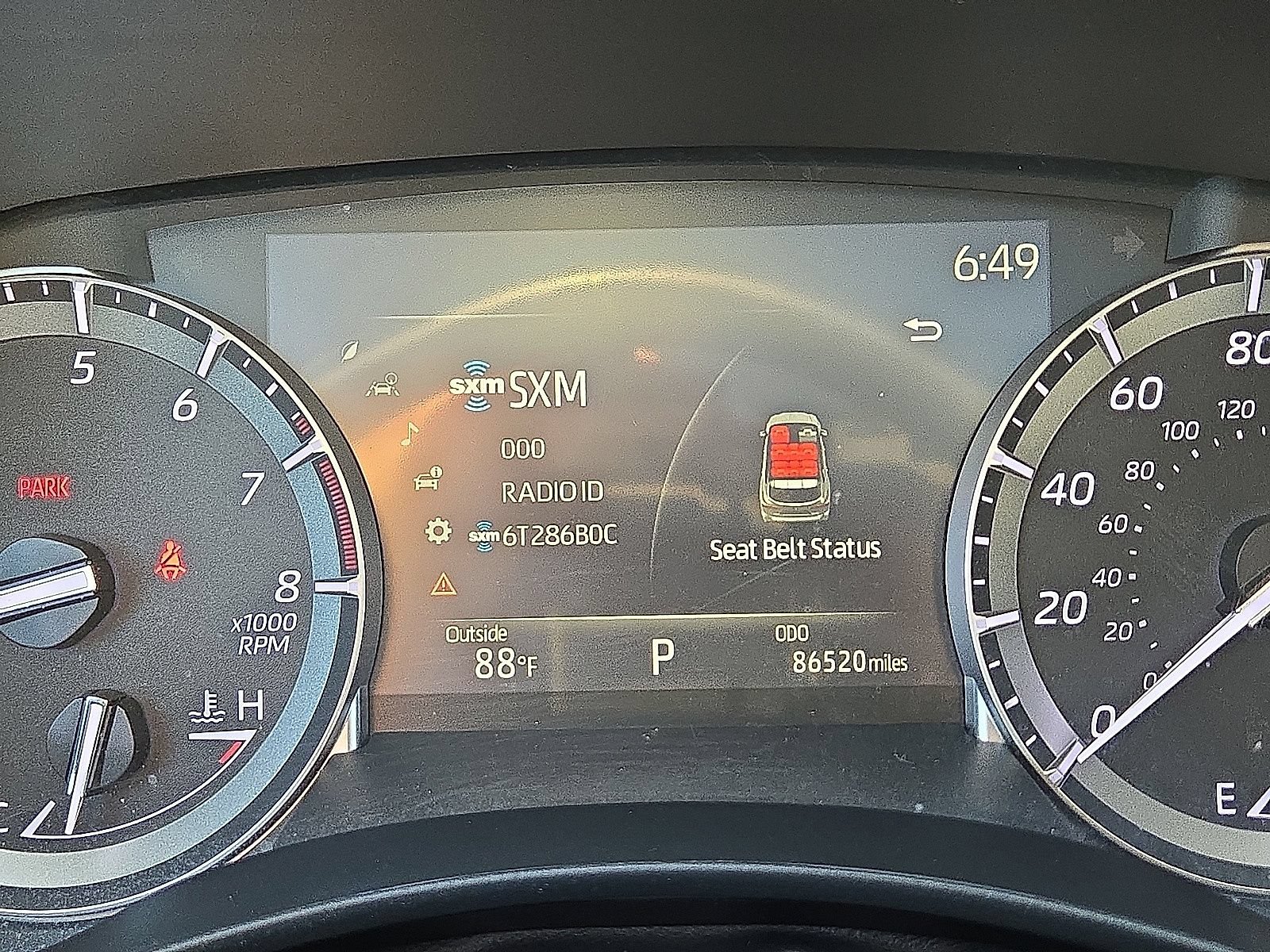 Used 2022 Toyota Highlander XLE AWD/4WD image 26