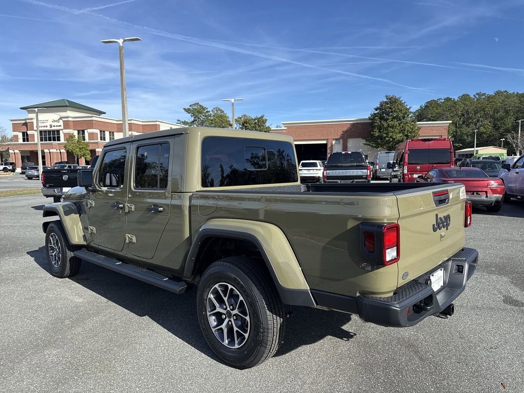 New 2025 Jeep Gladiator Sport image 5
