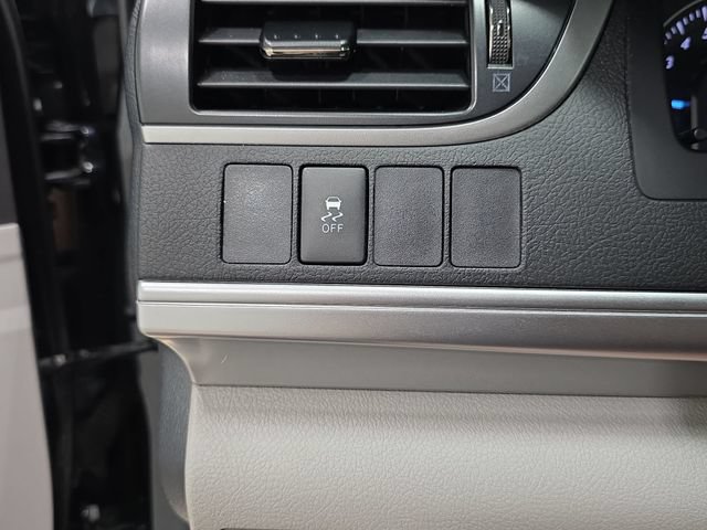 Used 2014 Toyota Camry LE FWD image 26