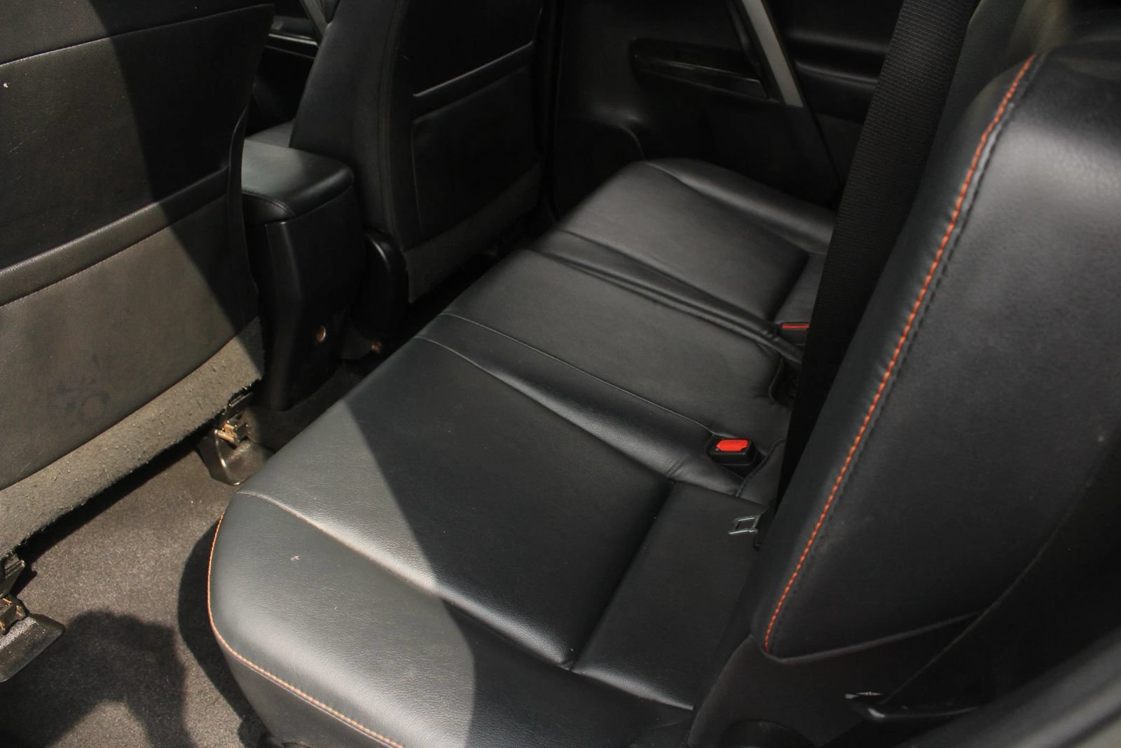 Used 2014 Toyota RAV4 XLE AWD/4WD image 20