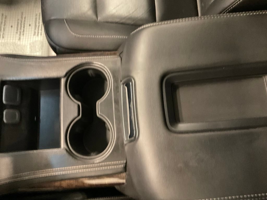 Used 2016 Chevrolet Suburban LT AWD/4WD image 22