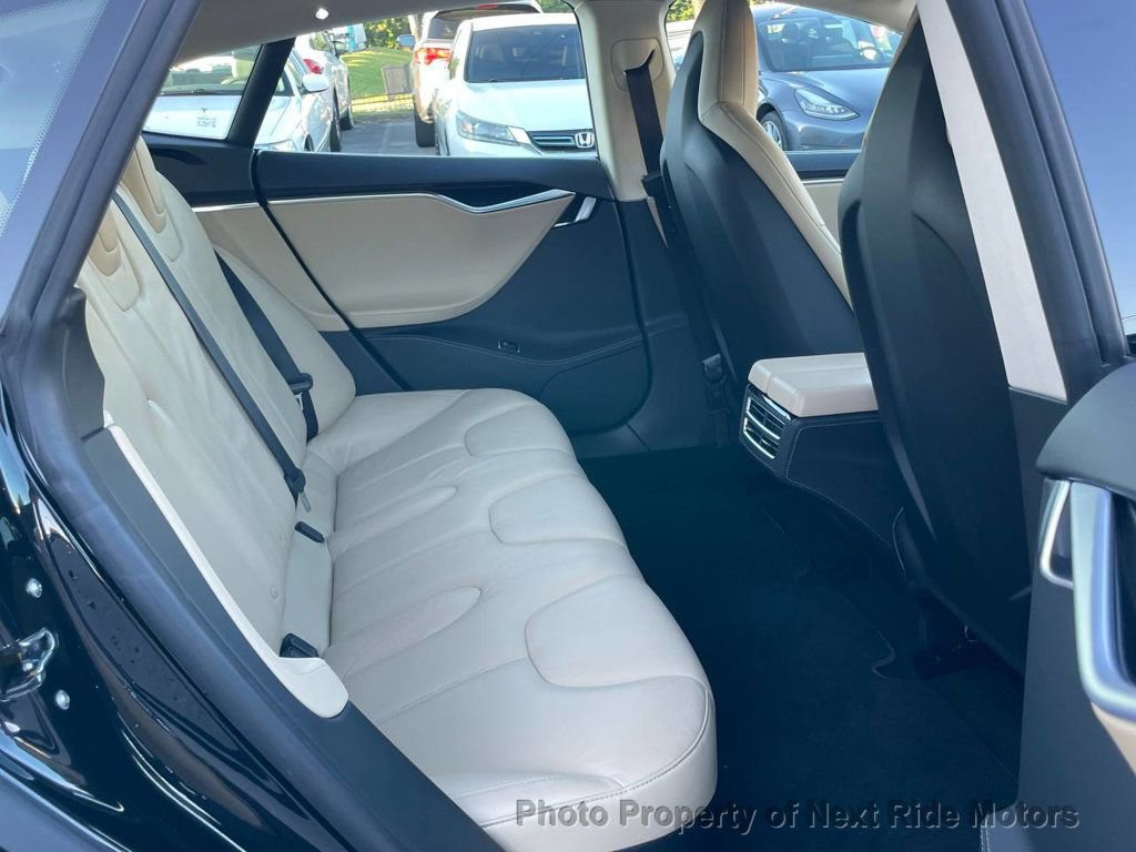 Used 2013 Tesla Model S Performance RWD image 12