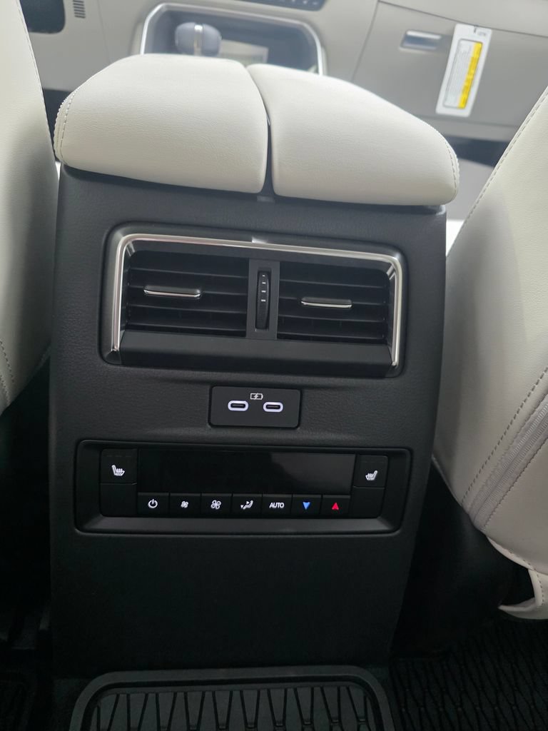 New 2026 MAZDA CX-90 Plug-In Hybrid w/ Premium Plus AWD/4WD image 15
