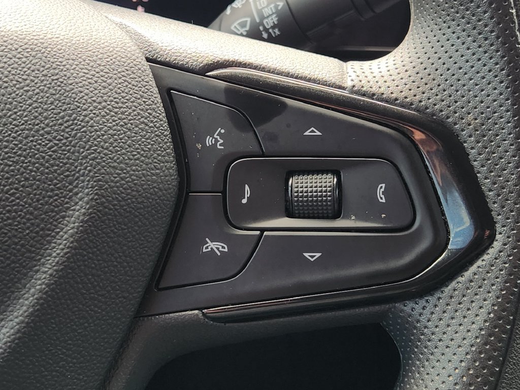Used 2025 Chevrolet TrailBlazer LS w/ LS Confidence Package FWD image 28