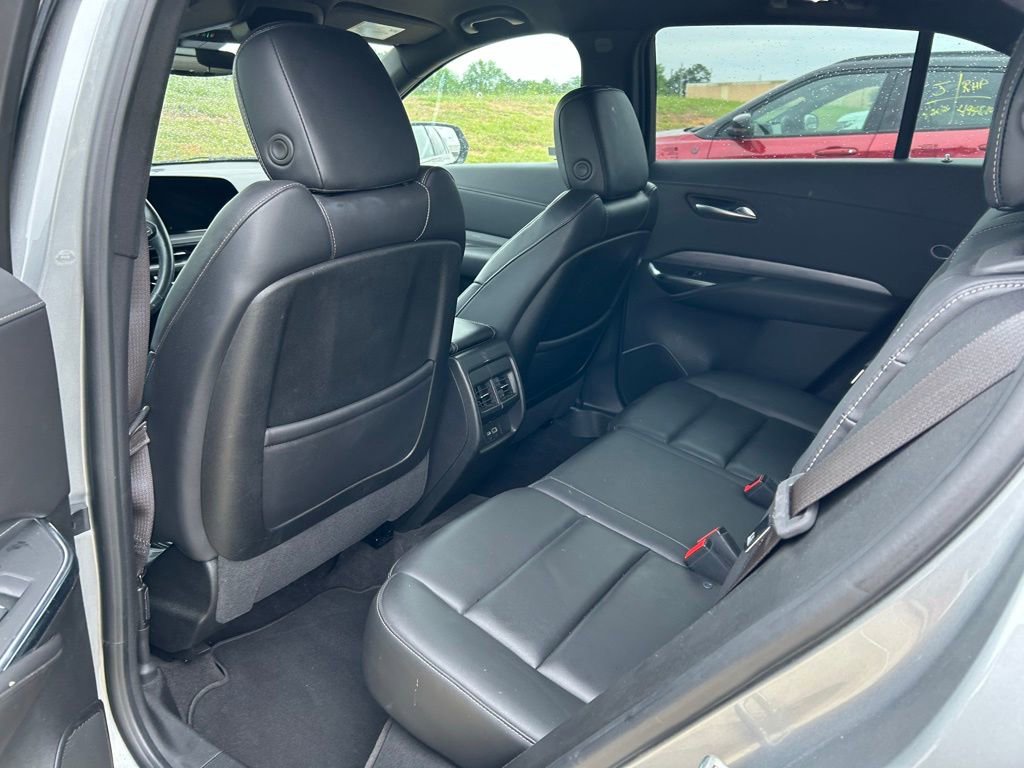 Used 2024 Cadillac XT4 Premium Luxury FWD image 10
