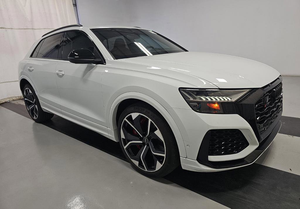 Used 2023 Audi RS Q8 w/ Black Optic Package AWD/4WD image 3