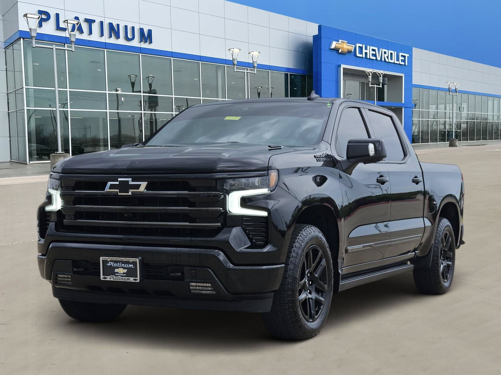 Certified 2025 Chevrolet Silverado 1500 High Country w/ Midnight Edition AWD/4WD image 2