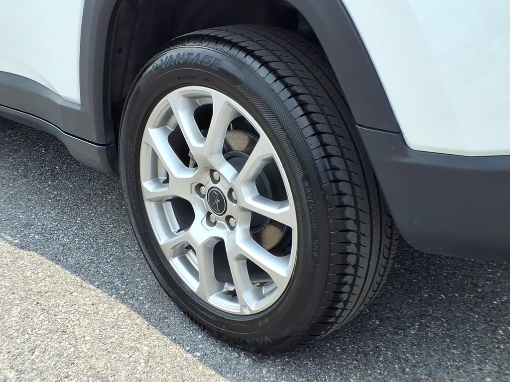 Used 2025 Jeep Compass Limited AWD/4WD image 11