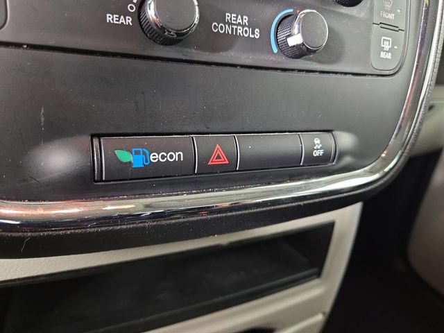 Used 2015 Dodge Grand Caravan SE w/ Quick Order Package 29E SE FWD image 25