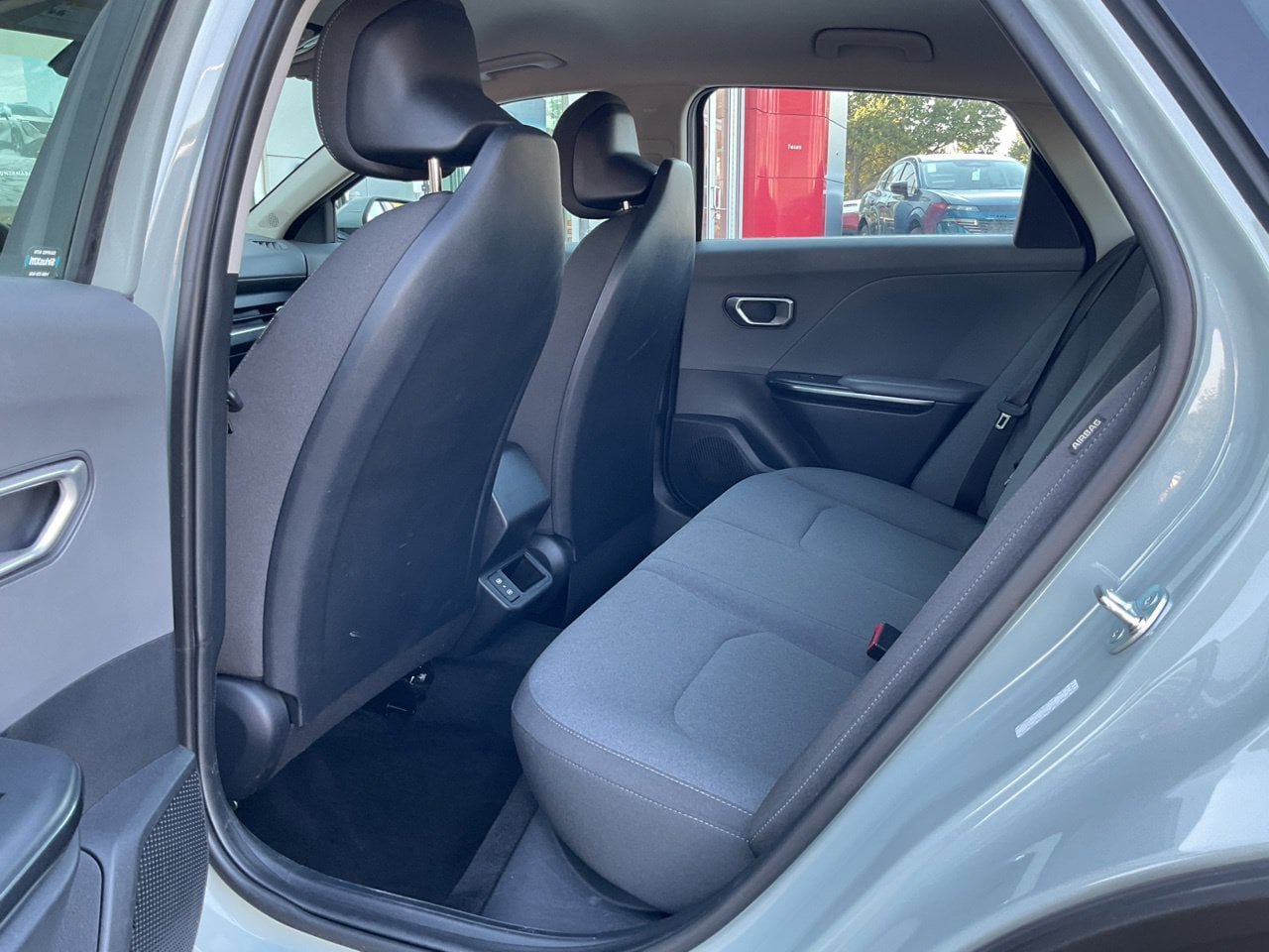 Used 2025 Kia K4 FWD image 11