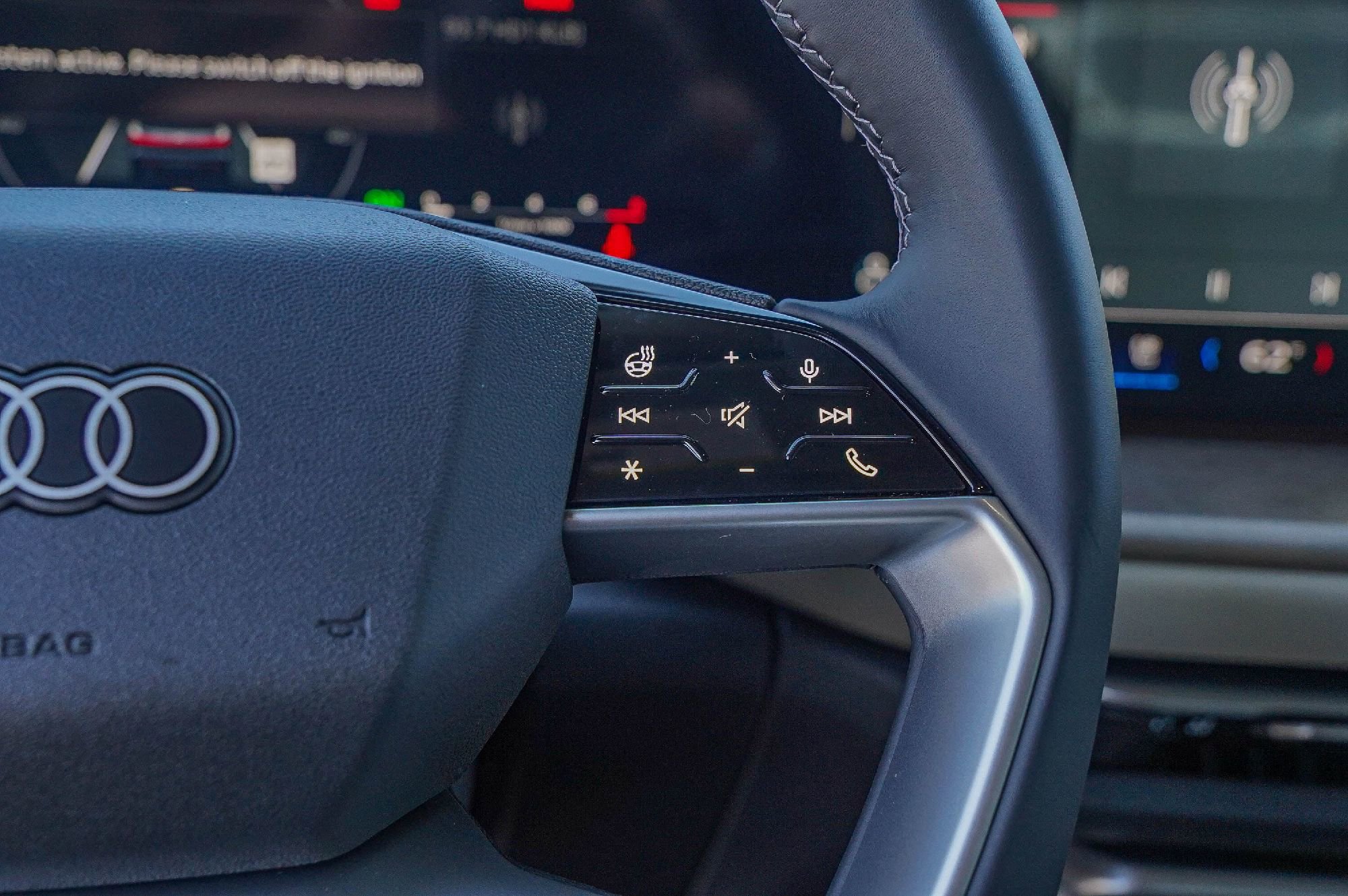 New 2025 Audi Q5 Premium Plus image 12