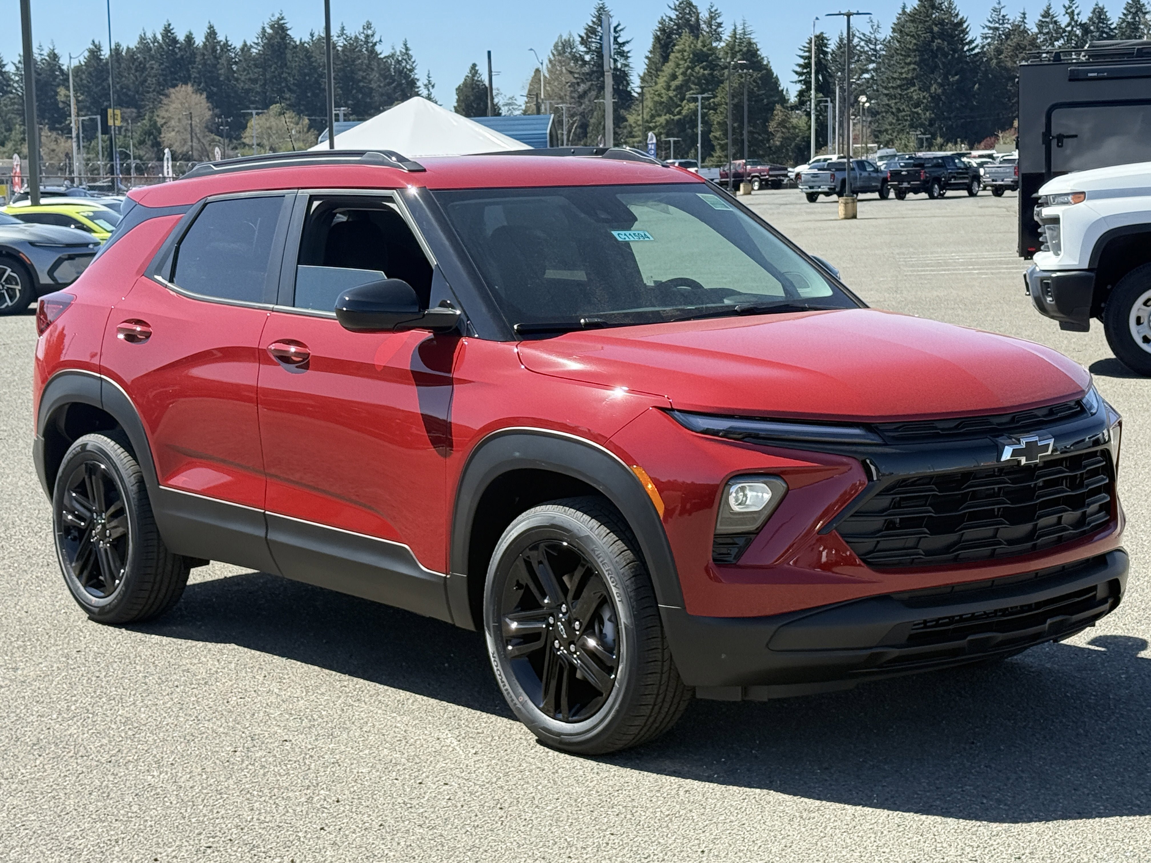 New 2026 Chevrolet TrailBlazer LT w/ Midnight Edition AWD/4WD image 7