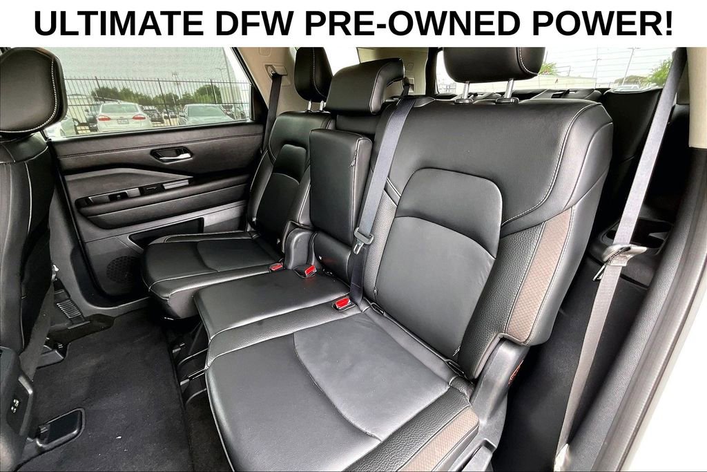 Used 2024 Nissan Pathfinder SL FWD image 30