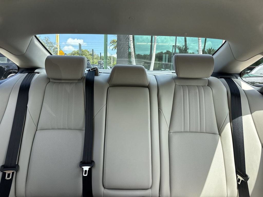 Used 2022 Honda Accord Touring image 18