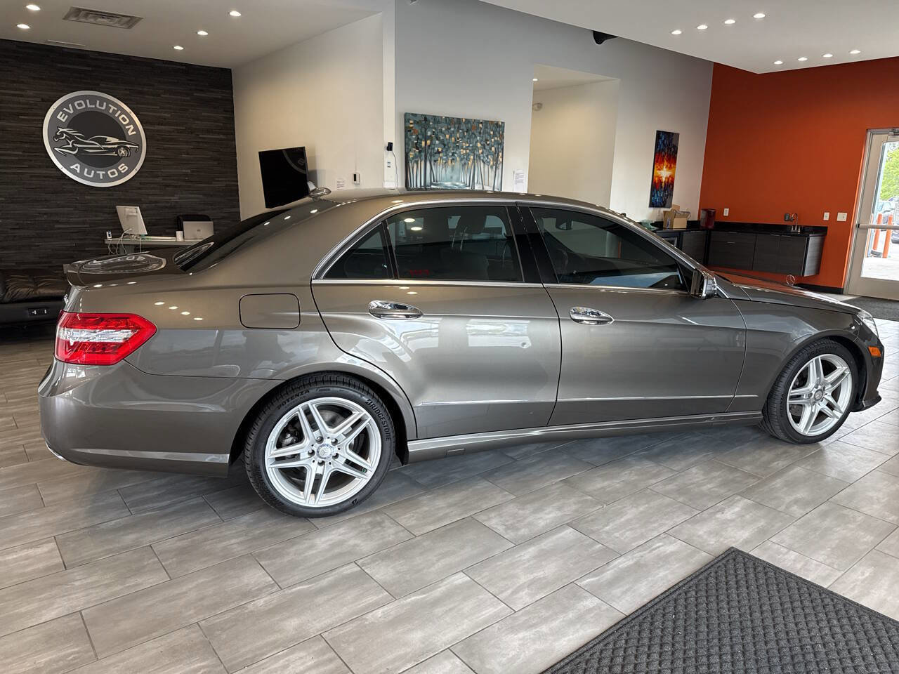 Used 2013 Mercedes-Benz E 350 4MATIC Sedan w/ Premium 1 Pkg image 8