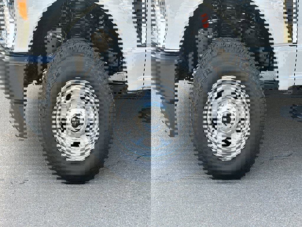 New 2026 Ford F250 XL image 3