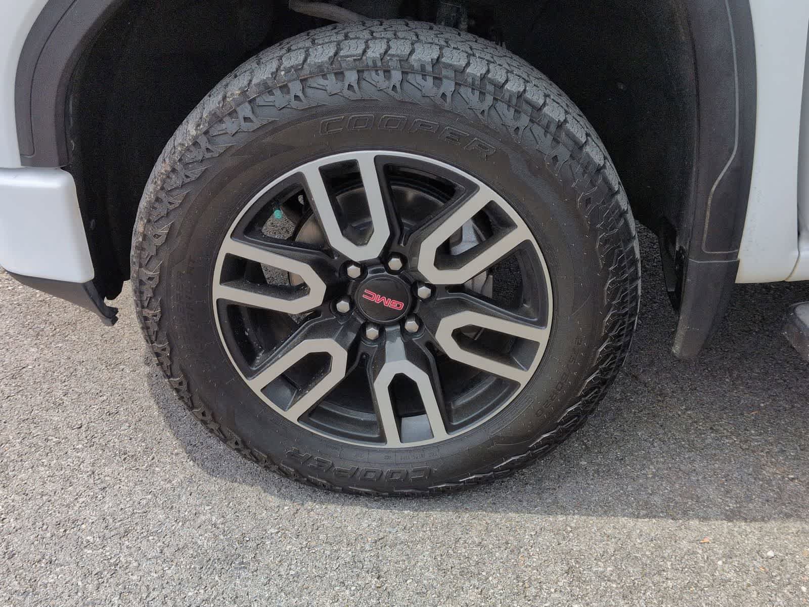 Used 2020 GMC Sierra 1500 AT4 w/ AT4 Premium Package image 14
