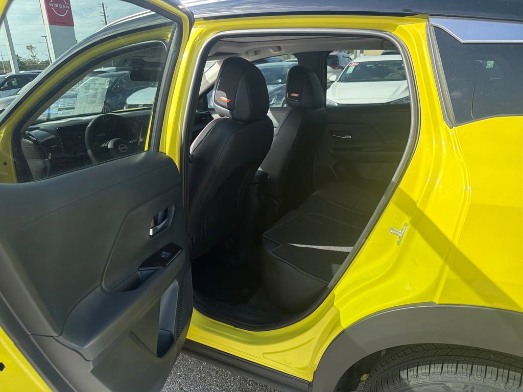 New 2026 Nissan Kicks SR w/ SR Premium Package image 18