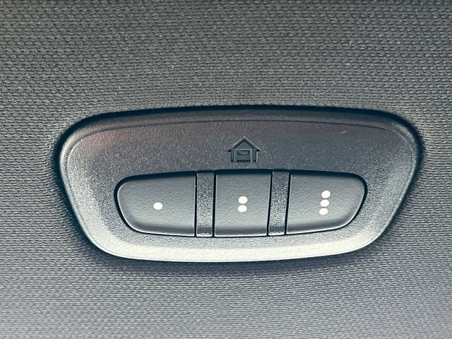 New 2026 RAM 1500 Laramie AWD/4WD image 31