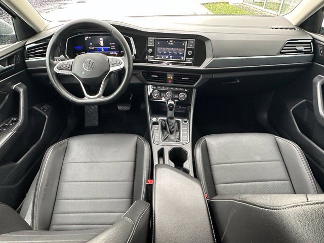 Used 2023 Volkswagen Jetta SE FWD image 28