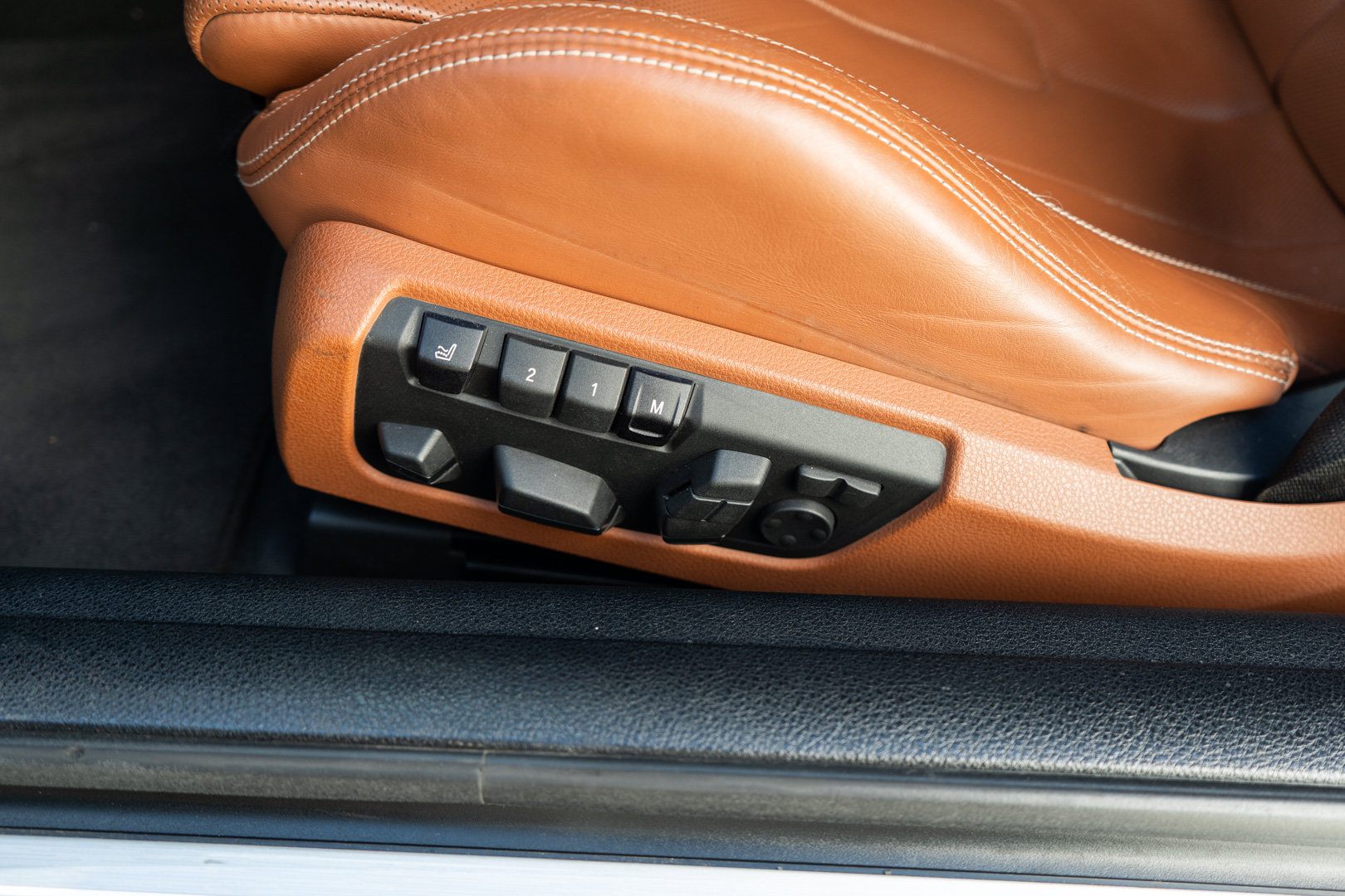 Used 2014 BMW M6 Coupe RWD image 12