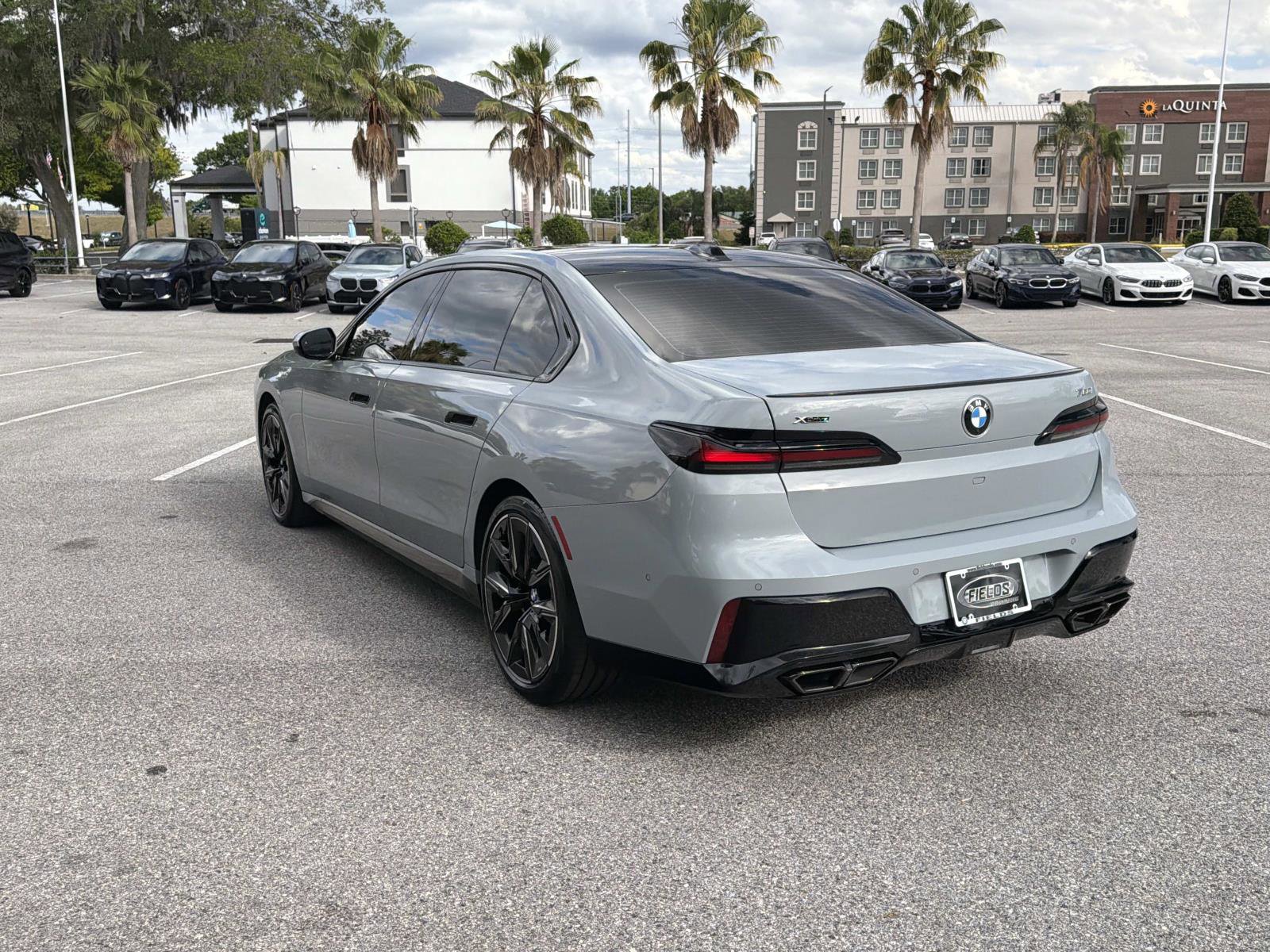Certified 2025 BMW 760i xDrive AWD/4WD image 6
