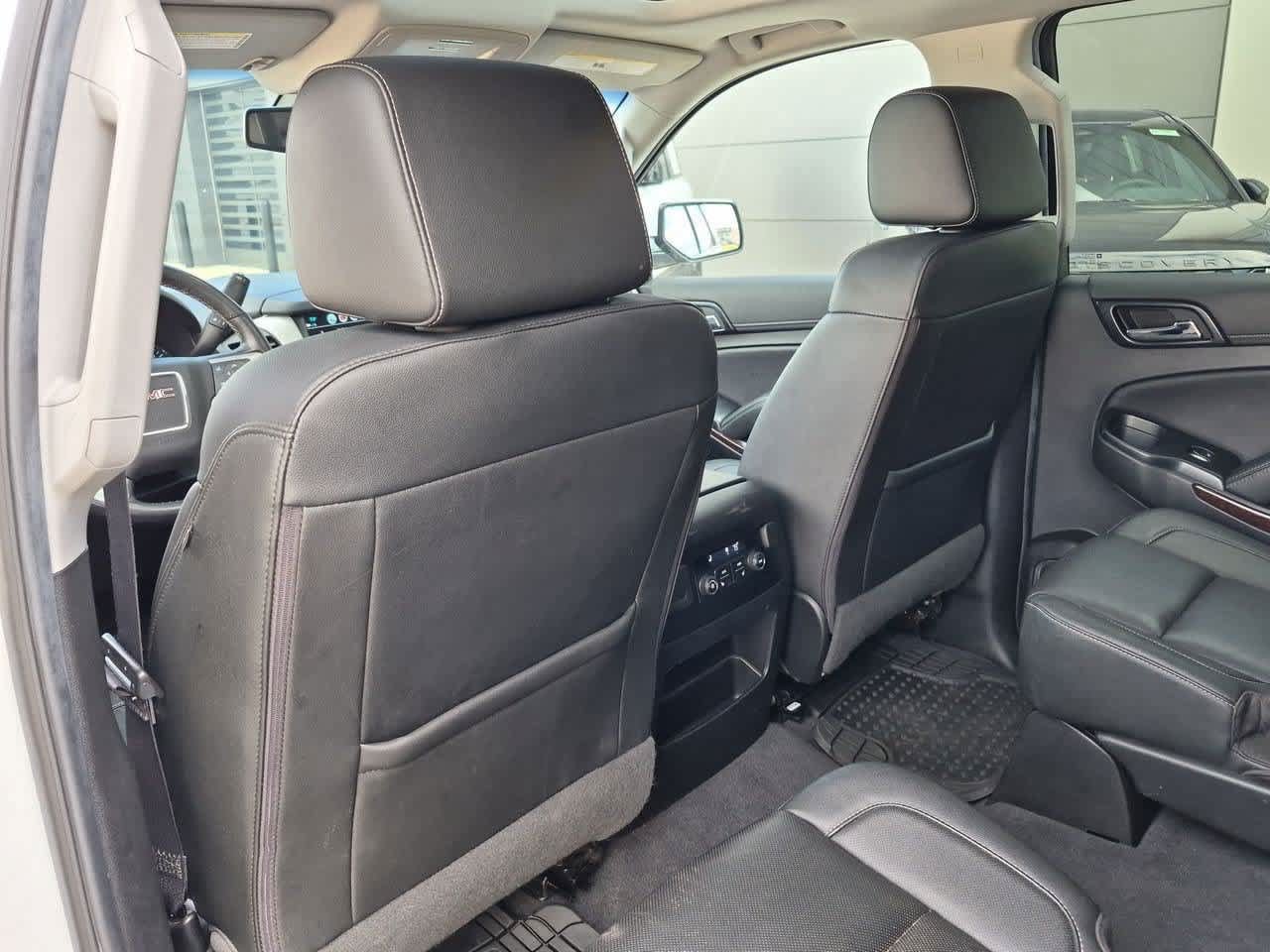 Used 2020 GMC Yukon SLT AWD/4WD image 18