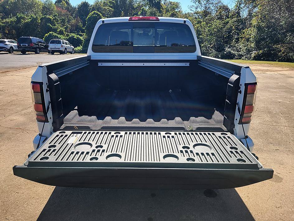 Certified 2025 Nissan Frontier SV w/ SV Convenience Package RWD image 13