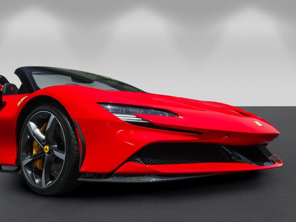 Used 2023 Ferrari SF90 Spider AWD/4WD image 11