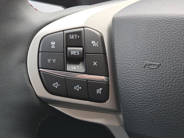 New 2025 Ford Explorer Active image 19
