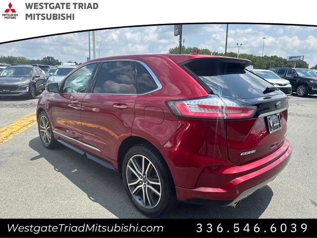 Used 2019 Ford Edge Titanium w/ Equipment Group 301A FWD image 10