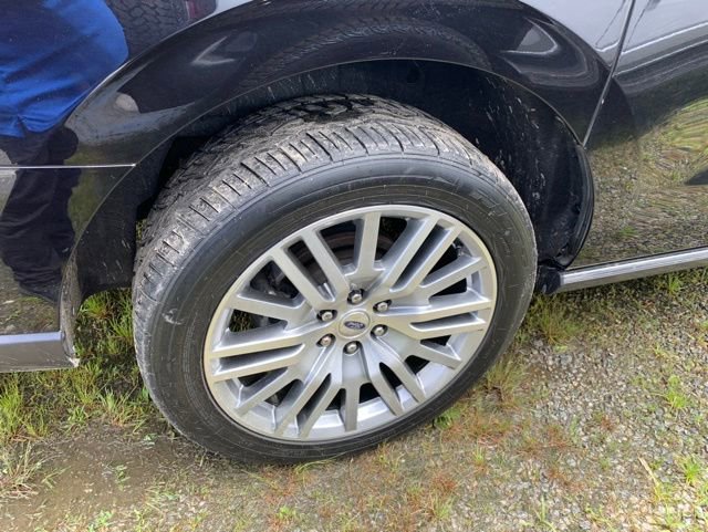 Certified 2024 Ford Expedition Max Limited AWD/4WD image 9